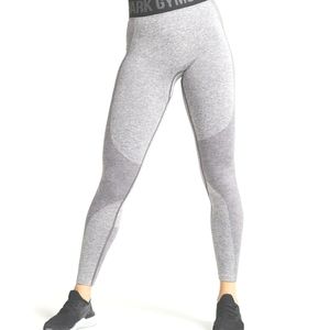Light grey leggings
